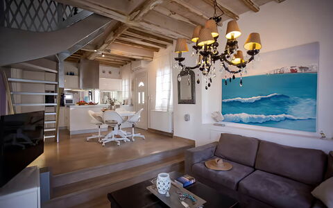 Mykonos Pool House 8: Meubles, Design Intérieur, Sol, Canapé, Sol, Bois, Pièce, Salon, Appartement, Plafond