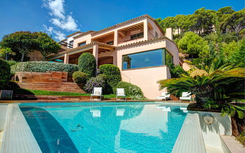 Villa Kate: Zone Résidentielle, Domicile, Recours, Piscine, Architecture, Maison, Biens, Jardin, Eco Hôtel, Balcon