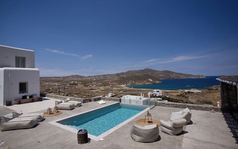 Villa Cornelia 2: Bleu, Piscine, Villa, Appartement Penthouse