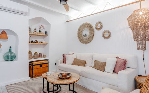 Villa Pastores: Meubles, Design Intérieur, Mur, Plafond, Canapé, Domicile, Salon, Pièce, Sol, Sol