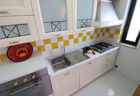 Gio: Cuisine, Cuisinière, Principaux Appliance, Appareil De Cuisine, Comptoir, Le Fourneau, Bois, Sol, Gaz Poele, Design Intérieur