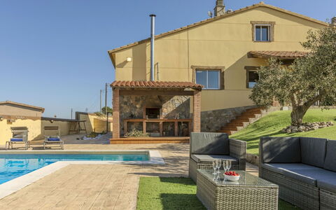 Can Gordei: Piscine, Zone Résidentielle, Meubles, Architecture, Domicile, Maison, Composite, Recours, Chaise, Ombre