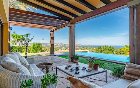 Horizon: Ombre, Porche, Balcon, Clôture, Balustrade, Structure En Plein Air