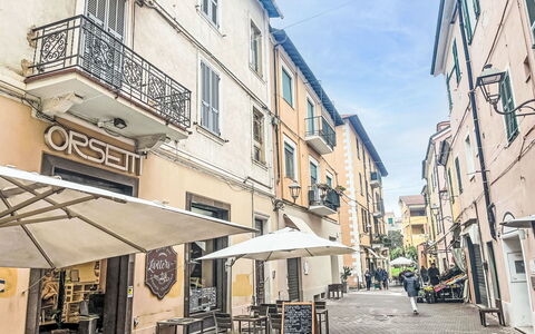 Milena: Ombre, Porche, Balcon, Clôture, Balustrade, Structure En Plein Air