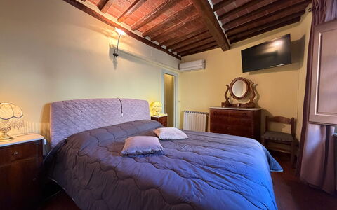 Terrazzino Margherita: Lit, Chambre, Meubles, Design Intérieur, Drap De Lit, Sol, Bois, Sol, Literie, Plafond