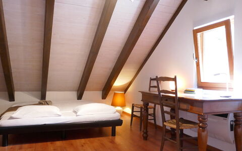 Rustico Raslina: Meubles, Design Intérieur, Sol, Sol, Mur, Bois, Plafond, Chambre, Lit, Pièce