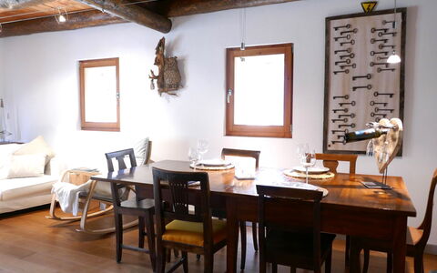 Rustico Raslina: Meubles, Design Intérieur, Sol, Sol, Table, Mur, Chaise, Bois, Salle À Manger, Table Cuisine Et Salle A Manger