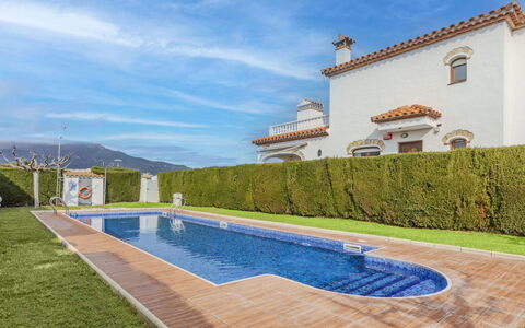 Magraners: Piscine, Biens, Loisir, Villa, Recours, Jardin, Aménagement Paysager, Hacienda, Eco Hôtel, Pelouse