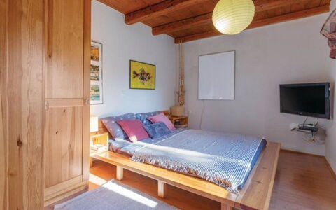Leder: Meubles, Design Intérieur, Lit, Sol, Chambre, Sol, Mur, Bois, Pièce, Plafond