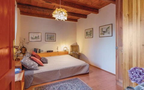Leder: Meubles, Lit, Design Intérieur, Chambre, Sol, Sol, Mur, Bois, Drap De Lit, Plafond