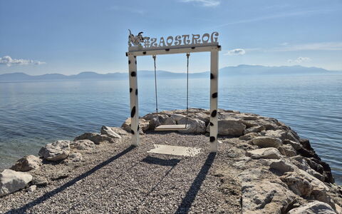 Zaostrog 100: Mer, Océan, Côte, Lumière Du Soleil, Ombre, Soirée, Balcon, Store, Plage, Ombre