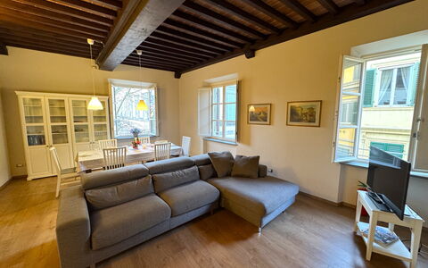 Casa Anna 13: Meubles, Design Intérieur, Sol, Canapé, Sol, Bois, Plafond, Pièce, Salon, Table