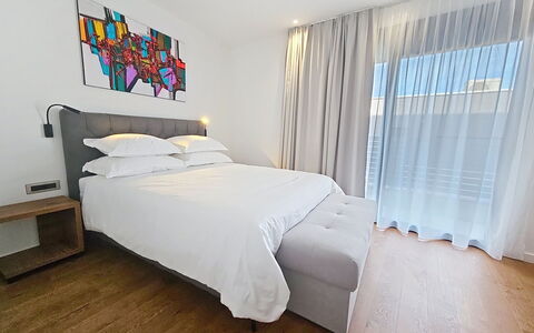 Aloa Iv: Meubles, Design Intérieur, Lit, Sol, Sol, Chambre, Bois, Literie, Drap De Lit, Pièce