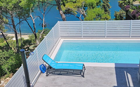 Aloa Iv: Bleu, Piscine, Mobilier De Jardin, Composite, Ombre, Plate-Forme, Eco Hôtel, Balcon, Recours, Balancelle