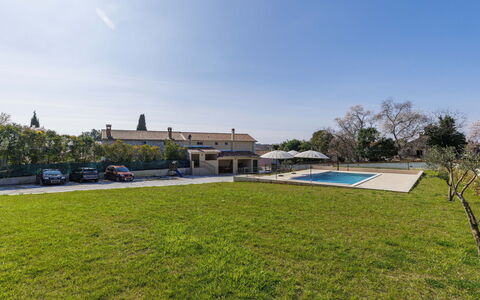 Tone i Maria: Appartement, Recours, Balcon, Hôtel, Piscine, Ville Resort, Plage