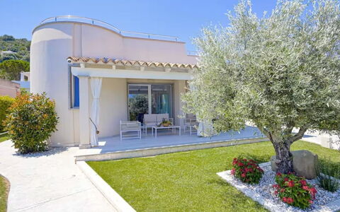 Villa Rei M&M: Appartement, Recours, Balcon, Hôtel, Piscine, Ville Resort, Plage
