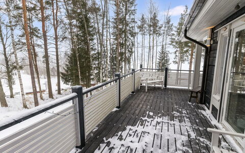 Villa Kökköharju: Bois, L'Hiver, Plate-Forme, Balustrade, Neige, Gelé, Balcon, Clôture, Dur, Porche