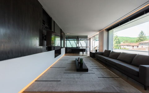 Villa Bilor Luxe: Sol, Design Intérieur, Bois, Sol, Plafond, Architecture, Meubles, Éclairage, Salon, Parquet