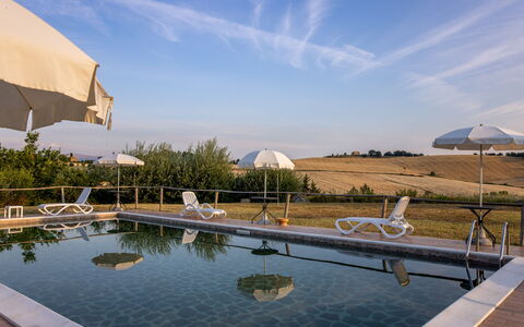Il Giuncheto, Pool, Amazing View, Umbrian Countrys: Piscine, Mobilier De Jardin, Balancelle, Parapluie