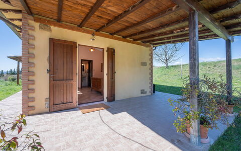 Il Giuncheto, Pool, Amazing View, Umbrian Countrys: Bois, Porte, Chalet, Dur, Tache De Bois, Ferme, Porche, Structure En Plein Air, Batiments Jardin, Accueil Porte
