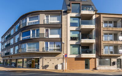 Studio 4.3 with Balcony & Airco
