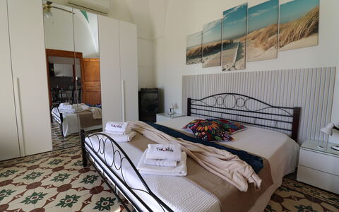 Galene'S Home: Meubles, Sol, Sol, Design Intérieur, Chambre, Pièce, Chaise, Lit, Linge, Appartement