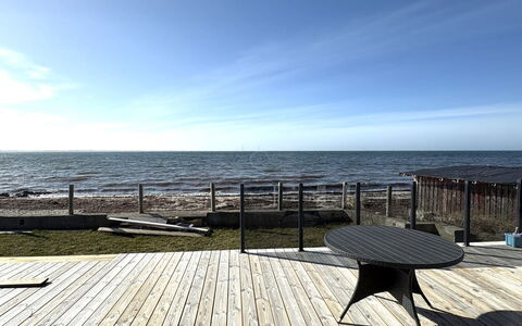 Eleni - 3M from the Sea: Mer, Recours, Piscine, Hôtel, Balcon, Station Balnéaire, Ville Resort, Villa, Plage, Balustrade