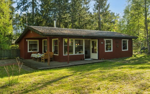 Sigge - 5Km from the Sea: Bois, Domicile, Porche, Plate-Forme, Dur, Toit, Tache De Bois, Parquet, Eco Hôtel