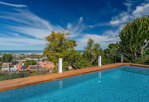 Horizonte: Bleu, Piscine, Recours, Composite, Eco Hôtel, Ombre, Mobilier De Jardin, Tropiques, Ville Resort, Hôtel