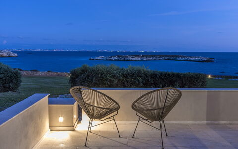 Villa Stornella: Meubles, Mobilier De Jardin, Chaise, Ombre, Balcon, Table Basse, Recours, Hôtel, Accoudoir, Eco Hôtel