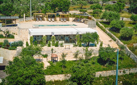 Trullo Emmebi Vista Valle D'Itria: Biens, Eco Hôtel, Aménagement Paysager, Recours, Piscine, Vue Du Ciel, Villa