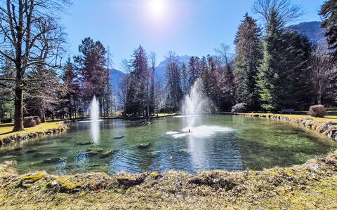 Grubhof: L'Eau, Ressources En Eau, Fontaine, Cours D'Eau, Caractéristique De L'Eau, Jardin, Réflexion, Étang, Mélèze, Parc