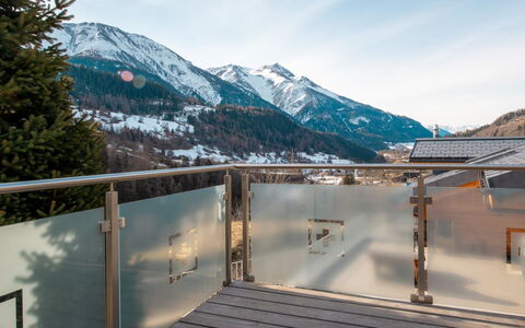 Pearl 1. Og Süd-West: Chaîne De Montagnes, Vallée, Alpes, Crête, Sommet, Quartier Général