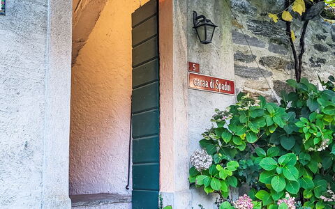 Casa Sambuco: Chaîne De Montagnes, Vallée, Alpes, Crête, Sommet, Quartier Général