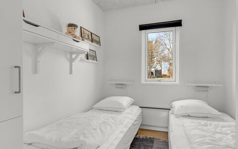 Angret - 380M from the Sea: Sol, Chambre, Appartement, Plafond, Lit, Literie, Cadre De Lit, Dortoir, Gelé, L'Hiver