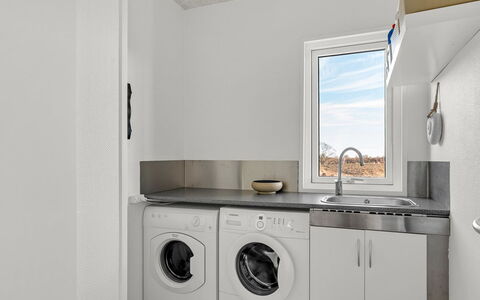 Angret - 380M from the Sea: Machine À Laver, Principaux Appliance, Buanderie, Sécheuse, Électroménager, Appartement, Cuisine, Luminaire Plomberie, Robinet