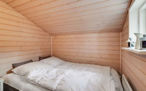Vilhelm - 7.5Km from the Sea: Bois, Chambre, Sol, Plafond, Pièce, Dur, Tache De Bois, Planche, Literie, Lit