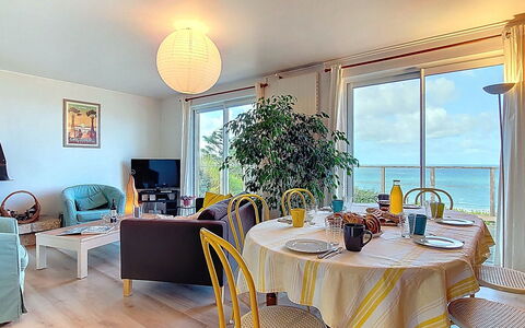 Ty Kérael: Zone Résidentielle, Domicile, Maison, Porte, Appartement, Banlieue, Balcon, Cour, Cour, Allée