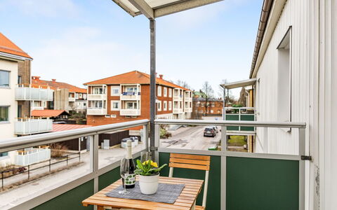 Alegränd: Zone Résidentielle, Domicile, Maison, Porte, Appartement, Banlieue, Balcon, Cour, Cour, Allée