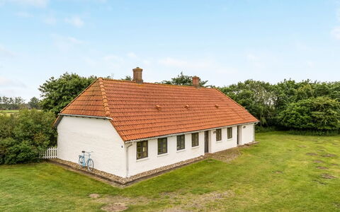 Nette - 15Km from the Sea: Ciel, Herbe, Toit, Maison, Chalet, Plaine, Zone Rurale, Paysage, Domicile, Prairie