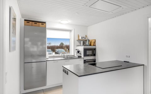 Heida - 1.5Km from the Sea: Cuisine, Bois, Sol, Appareil De Cuisine, Sol, Plafond, Comptoir, Principaux Appliance, Design Intérieur, Cabinetry