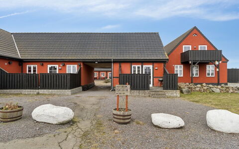 Hinrich - 4.5Km from the Sea: Appartement, Balcon, Condominium, Hôtel, Ombre