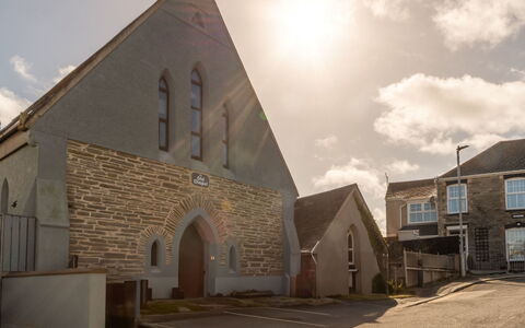 The Old Chapel: Appartement, Balcon, Condominium, Hôtel, Ombre