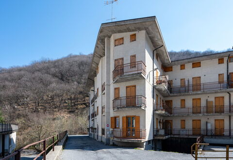 Ai Piedi del Monte: Établissements Humains, Appartement, Balcon, Village De Montagne
