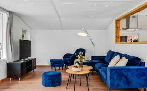 Stefana - from the Sea: Meubles, Mur, Canapé, Design Intérieur, Bois, Sol, Sol, Salon, Domicile, Pièce