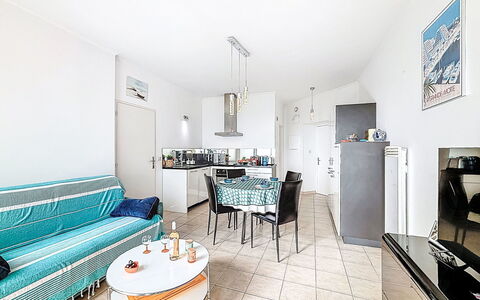Imperial Ii: Appartement, Condominium, L'Hiver, Village De Montagne, Neige