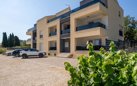 Poreč Funtana 104: Appartement, Condominium, L'Hiver, Village De Montagne, Neige