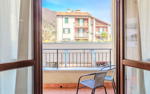Casa Carla: Appartement, Condominium, L'Hiver, Village De Montagne, Neige