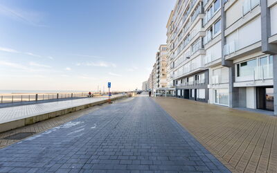 St. Tropez with Seaview & Parking