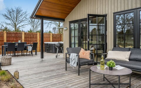 Emin - 2.8Km from the Sea: Meubles, Bois, Design Intérieur, Sol, Sol, Chaise, Pièce, Plafond, Salon, Appartement